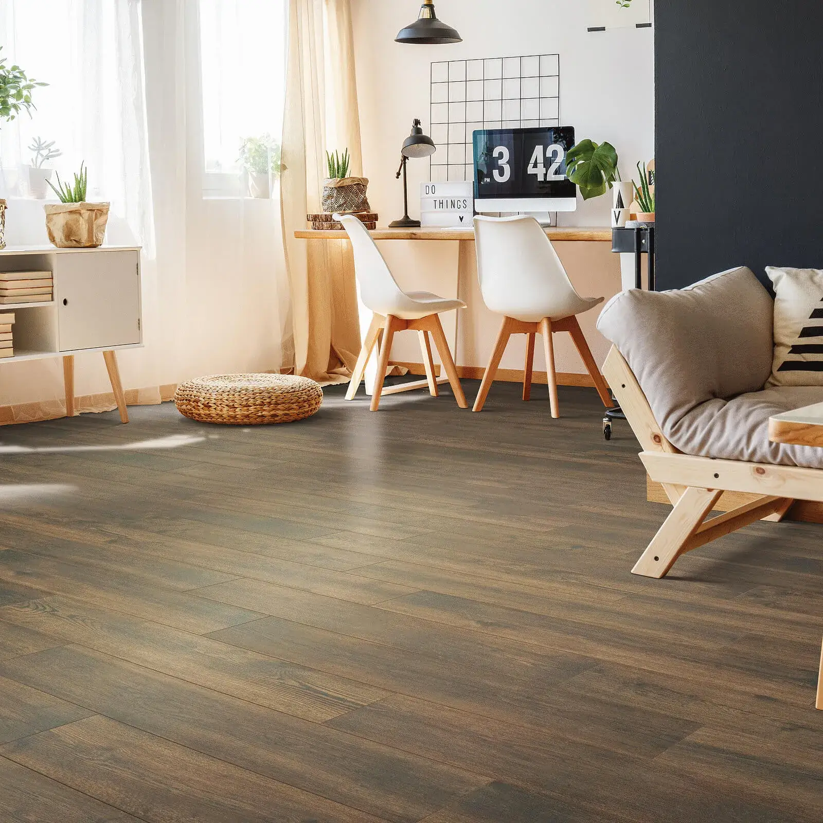 Laminate Landing 1 Laminate flooring | CR Flooring